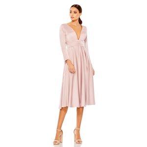Mac Duggal Pink Satin Velvet Long Sleeve V-Neck‎ Midi Cocktail Formal Dress- NWT